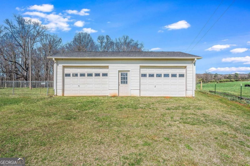 Photo 23 of 417 Pulliam Lane