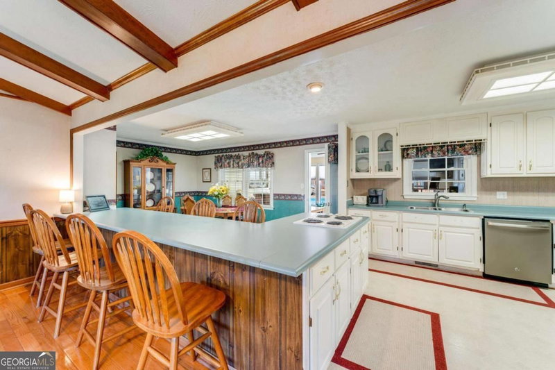Photo 5 of 417 Pulliam Lane