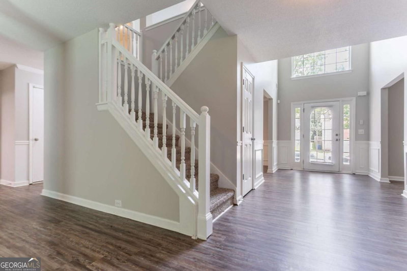 Photo 17 of 7190 Cavender Drive SW