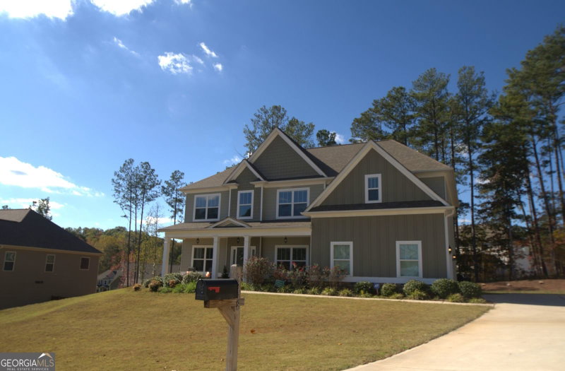 Photo 2 of 468 Bryson Lake Circle