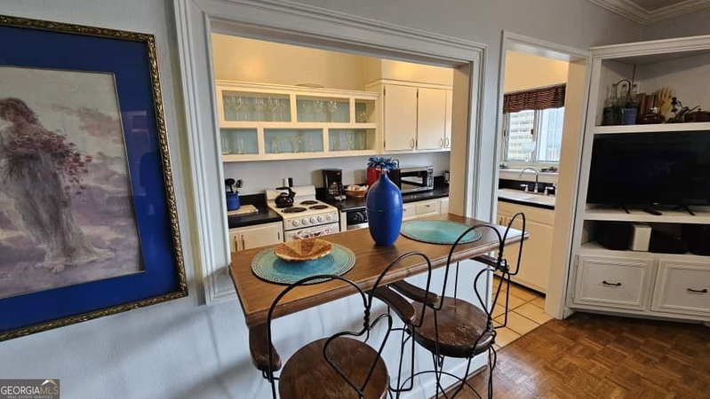Photo 13 of 300 W Peachtree Street NE #22N
