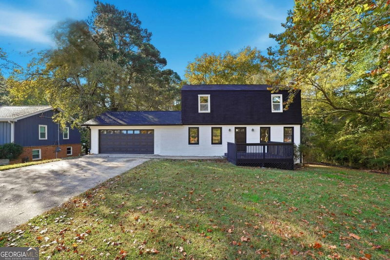 Photo 2 of 6917 Laurelwood Drive