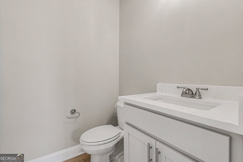 Photo 15 of 105 Red Oak Court