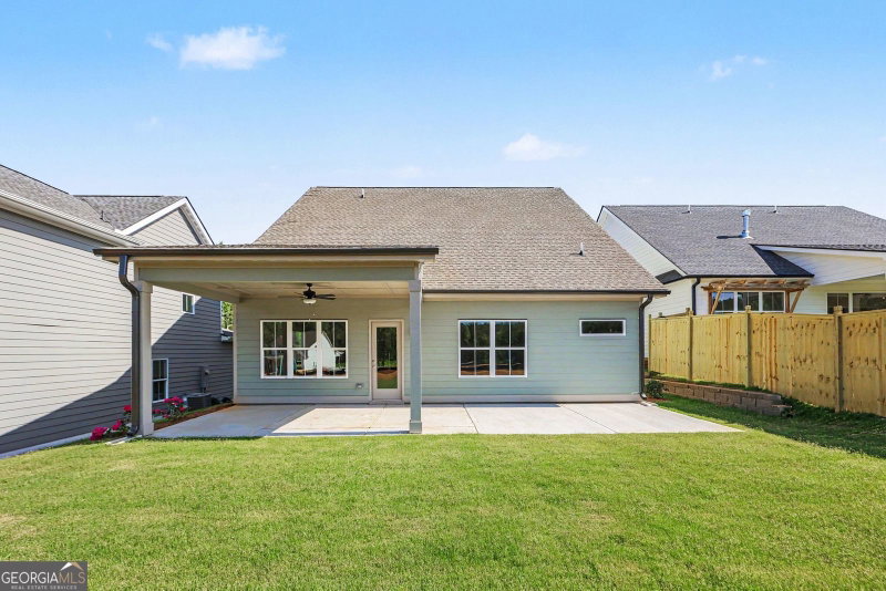 Photo 6 of 105 Red Oak Court
