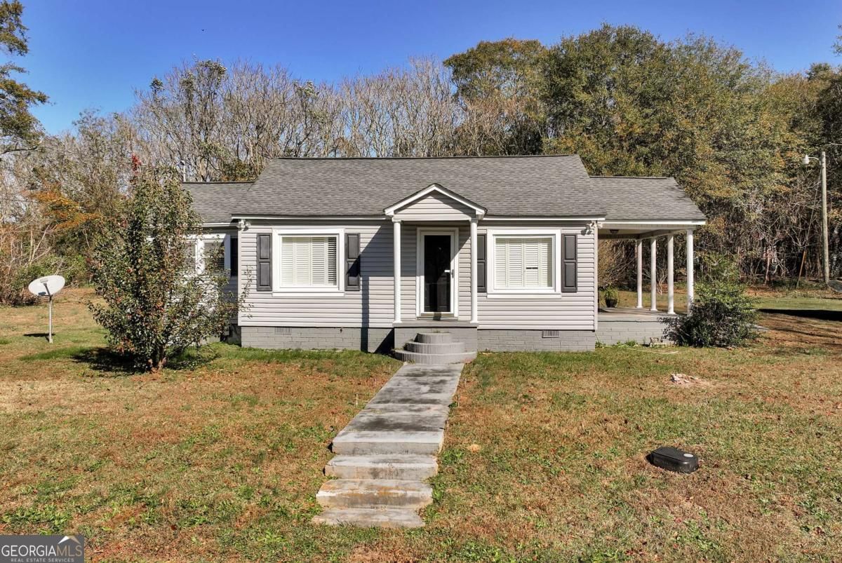 111 College Avenue, Canon, GA 30520