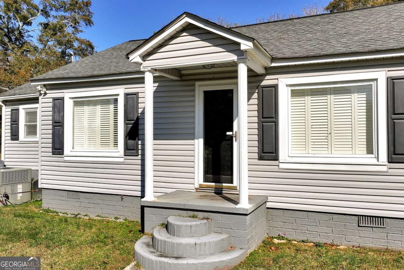 Photo 2 of 111 College Avenue