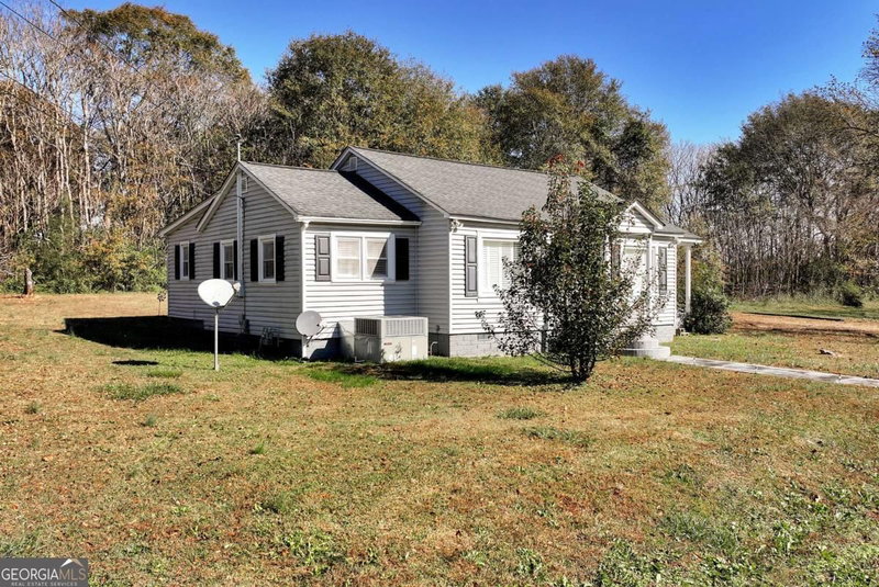 Photo 3 of 111 College Avenue