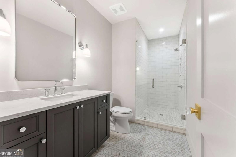 Photo 10 of 11825 Serenbe Lane