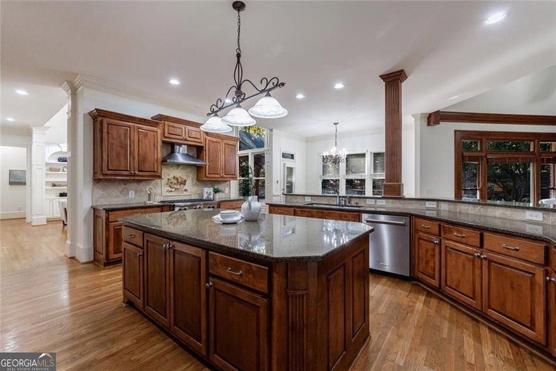 Photo 19 of 2893 Thurleston Lane