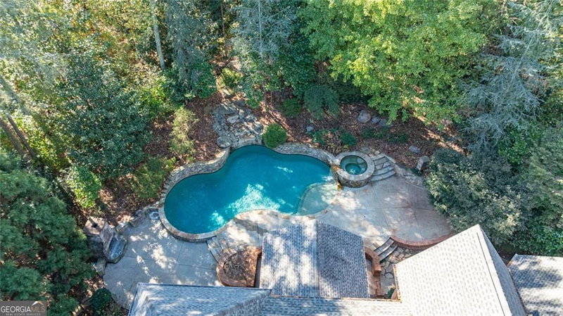 Photo 3 of 2893 Thurleston Lane
