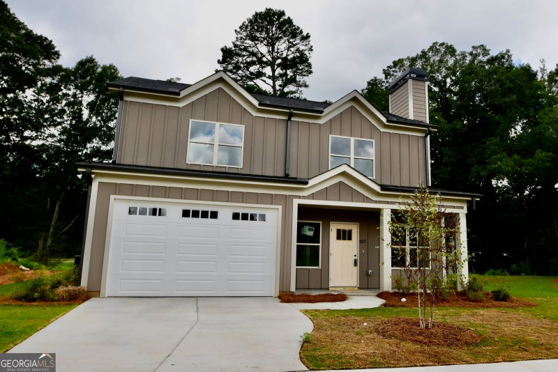 Photo 2 of 327 Andover Drive
