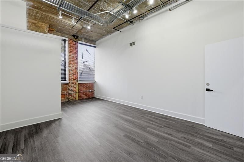 Photo 15 of 505 Whitehall Street SW #101