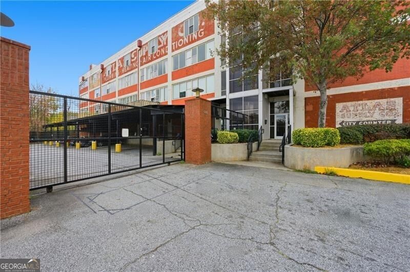 Photo 36 of 505 Whitehall Street SW #102