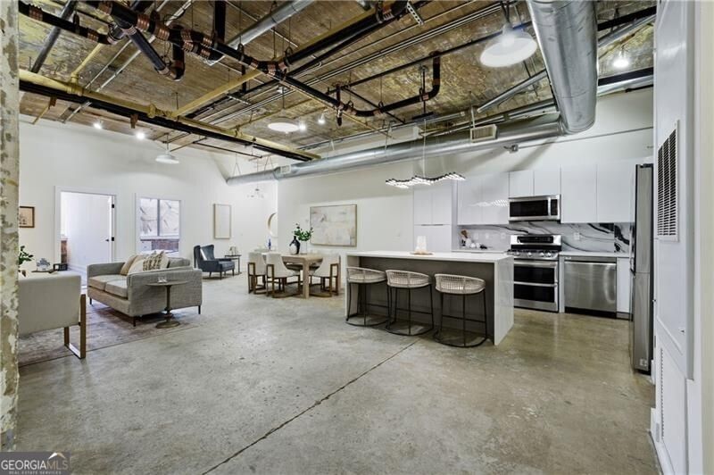 Photo 10 of 505 Whitehall Street SW #102