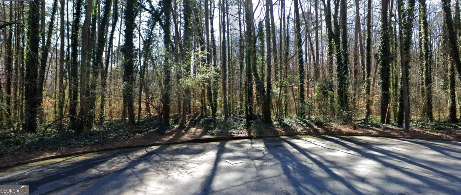 4672 Ridgeland Drive SW, Lilburn, GA 30047