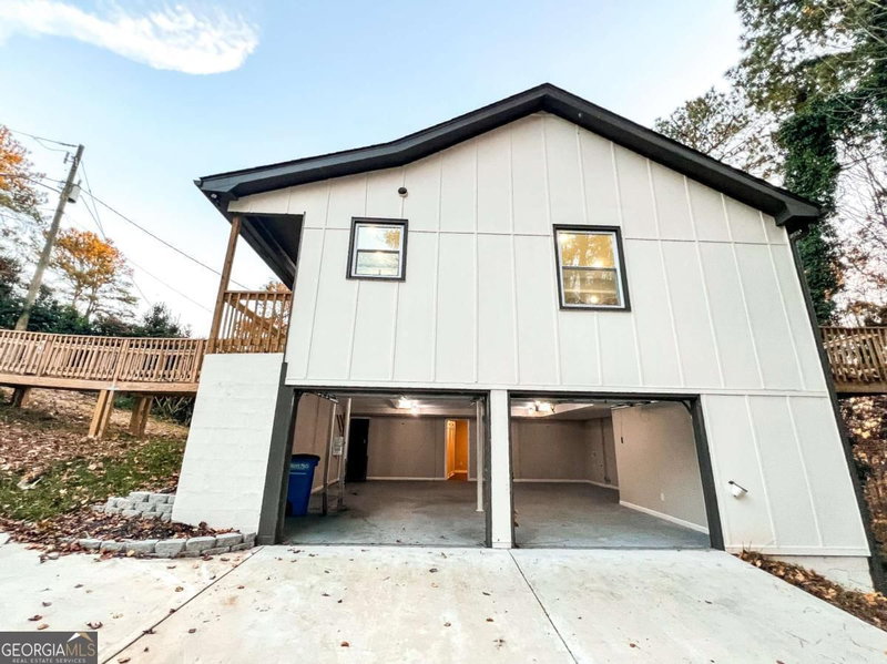 Photo 38 of 6875 Graves Mill Court