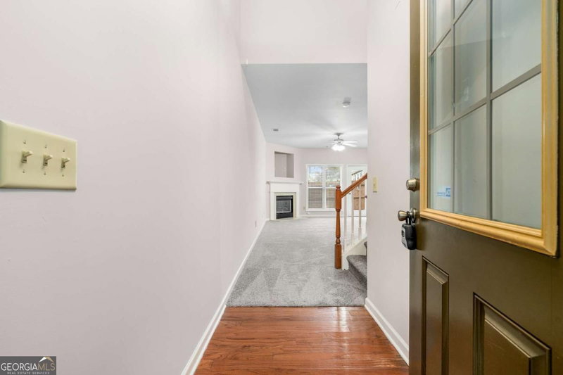 Photo 3 of 315 Oakland Hills Way