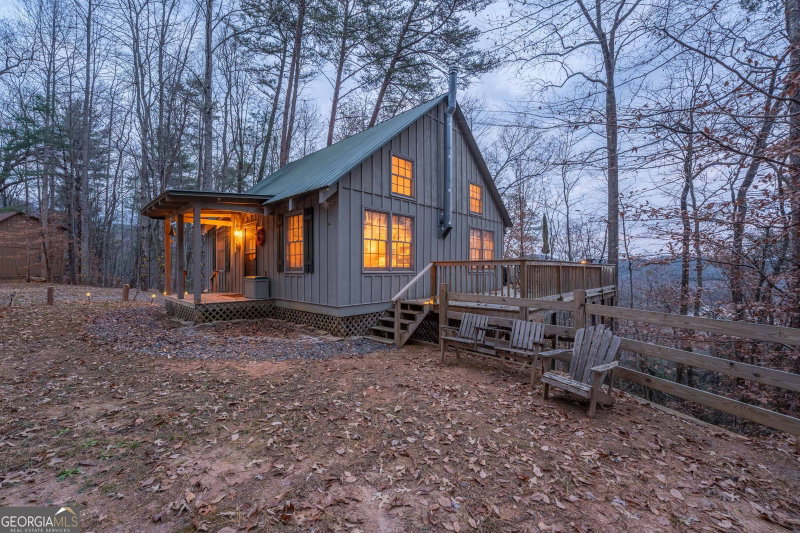 Photo 4 of 220 McConnell Court