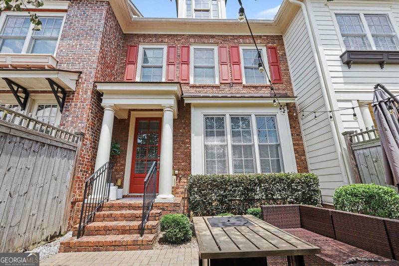 Photo 2 of 6084 Holly Park Lane SE
