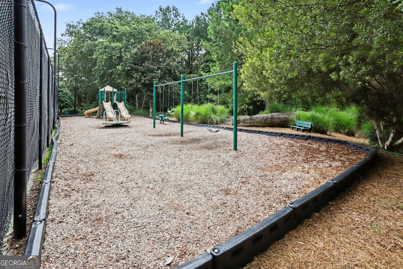 Photo 36 of 6084 Holly Park Lane SE