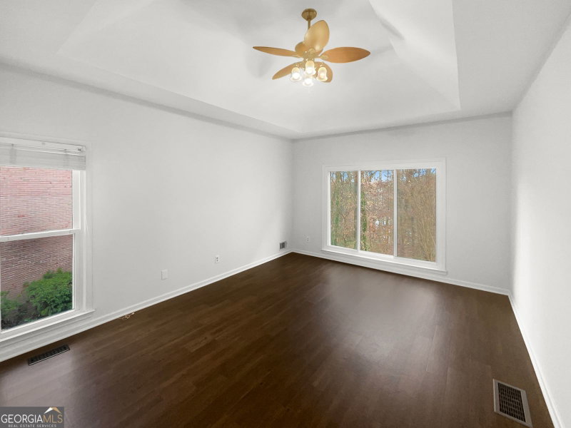 Photo 9 of 2669 Glenrose Hill