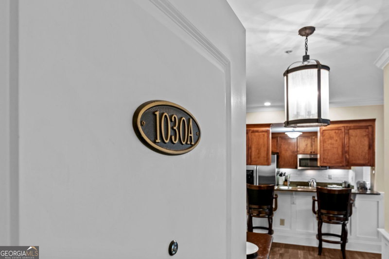 Photo 3 of 1030 Creekside #A