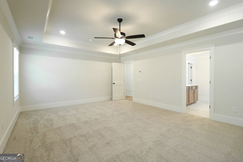 Photo 15 of 196 Weslyn Drive