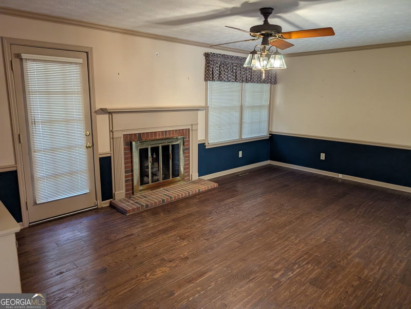 Photo 17 of 505 Breedlove Drive