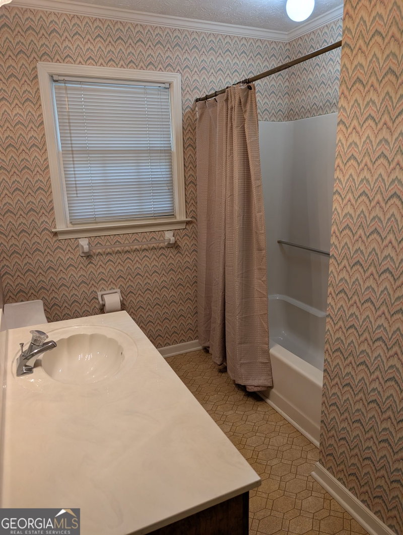 Photo 26 of 505 Breedlove Drive