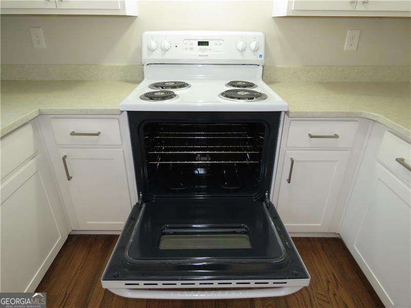 Photo 19 of 311 Peachtree Hills Avenue NE #6A