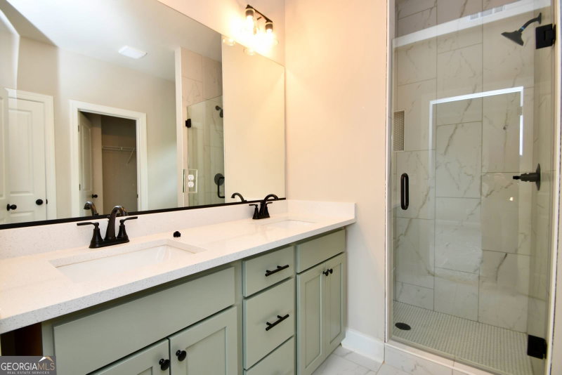 Photo 11 of 210 Timsbury Drive