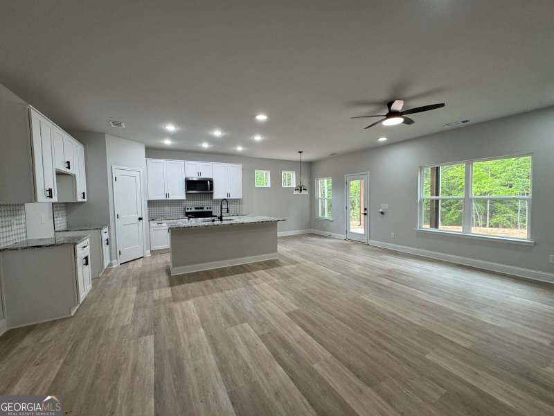 Photo 10 of 2057 N. Hicks Road