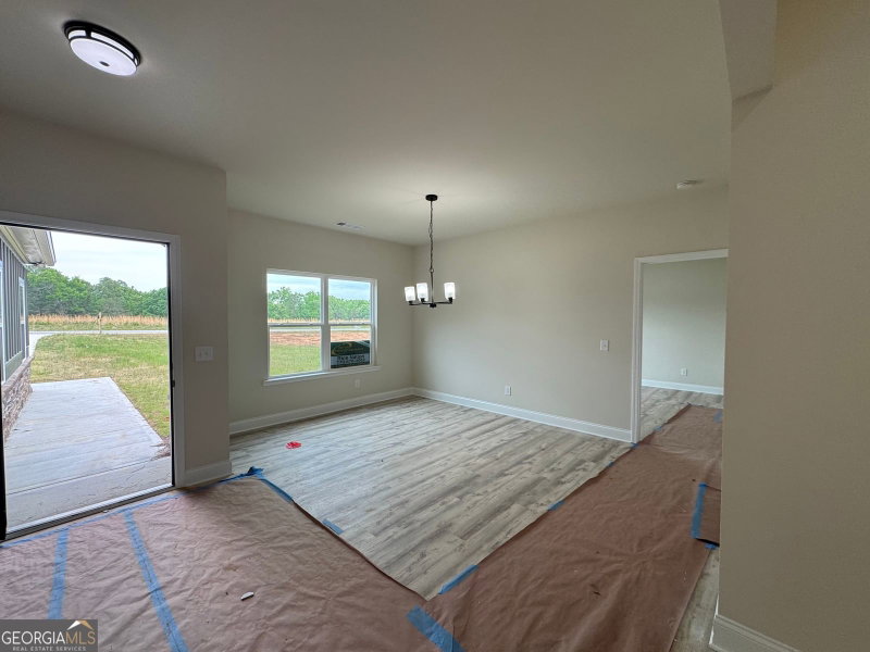 Photo 4 of 2089 N Hicks Road