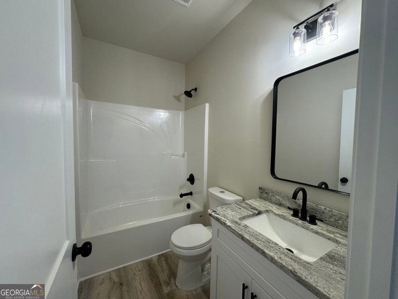 Photo 9 of 2089 N Hicks Road