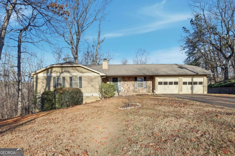 2224 Colonial Drive, Gainesville