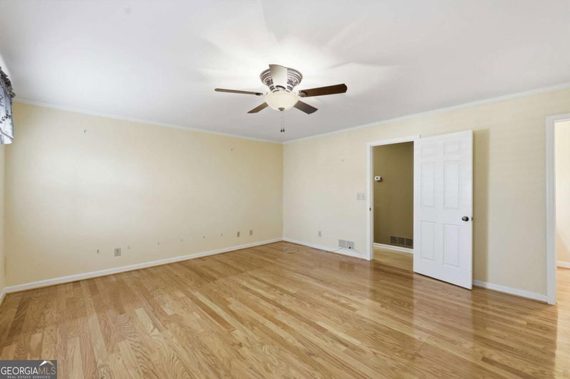 Photo 19 of 2224 Colonial Drive