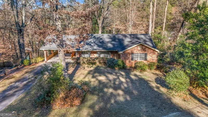 2425 Melinda Court NE