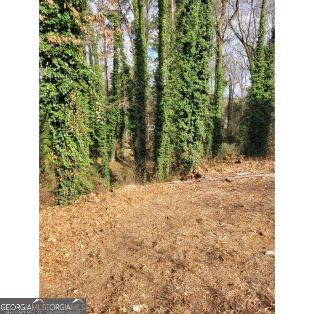 21 Saratoga Drive, Lawrenceville, GA 30044