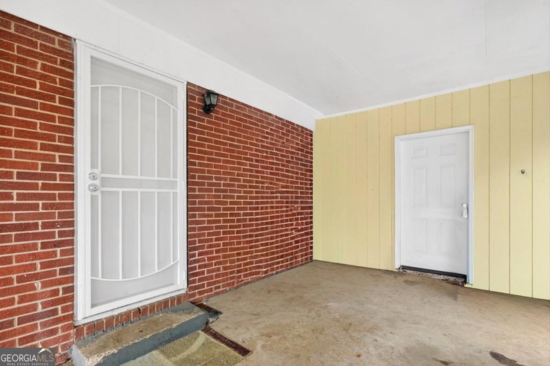 Photo 3 of 1742 Cardinal Road