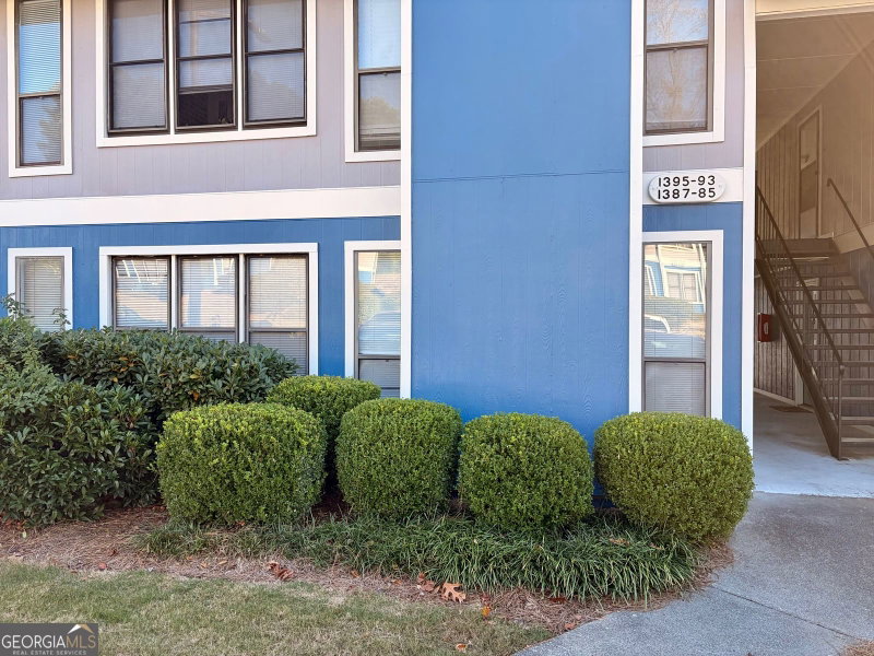 Photo 16 of 1387 Branch Drive