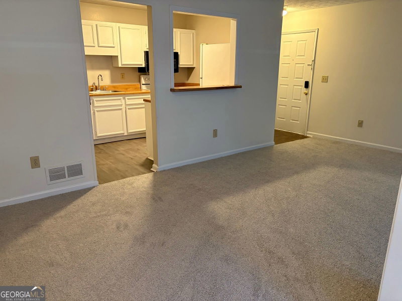 Photo 4 of 1387 Branch Drive