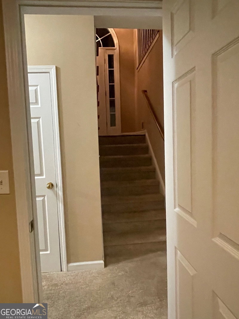 Photo 11 of 103 Live Oak Court