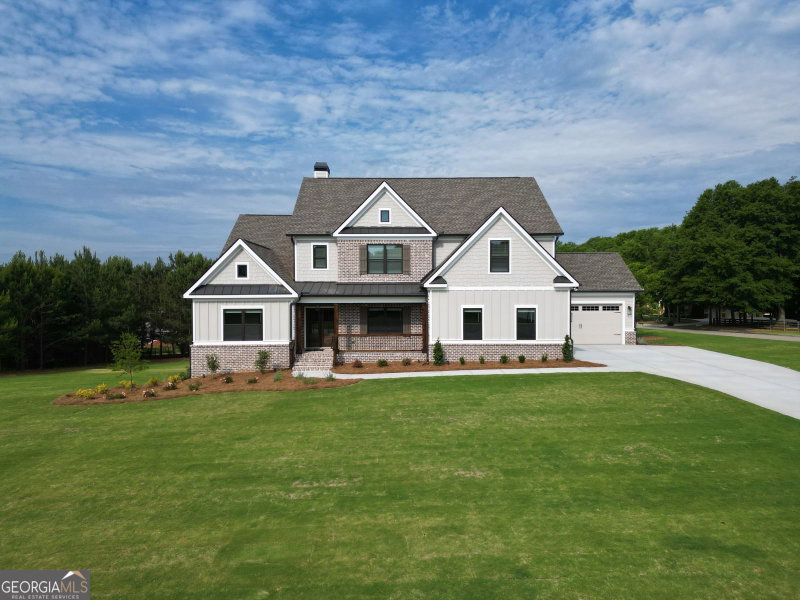Photo 2 of 2113 Stonegate Way