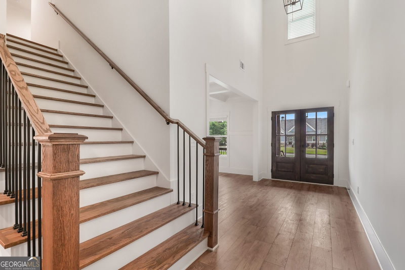 Photo 10 of 2113 Stonegate Way