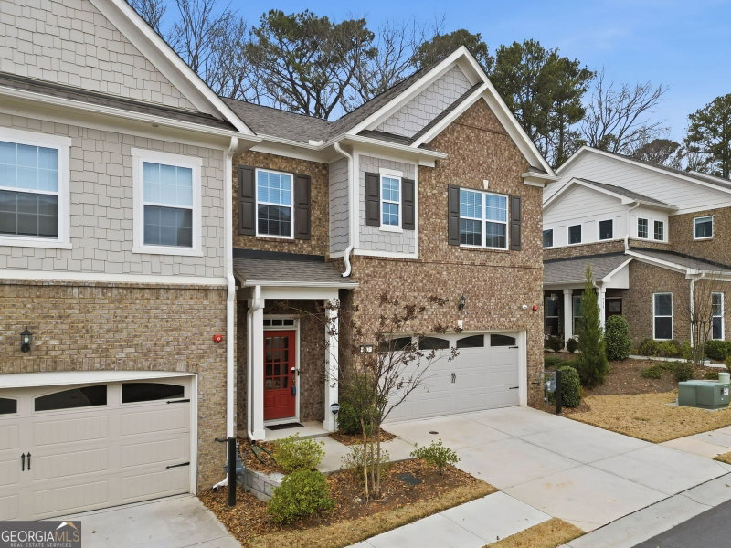 Photo 5 of 207 Holden Way