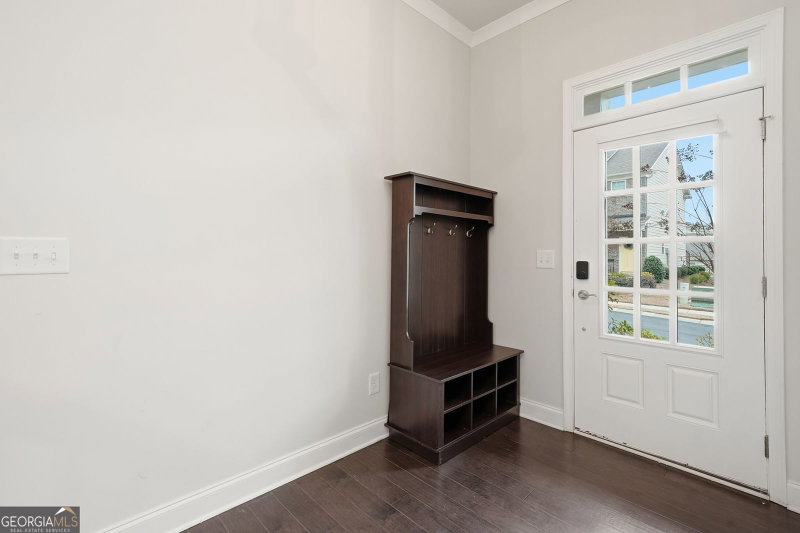 Photo 7 of 207 Holden Way