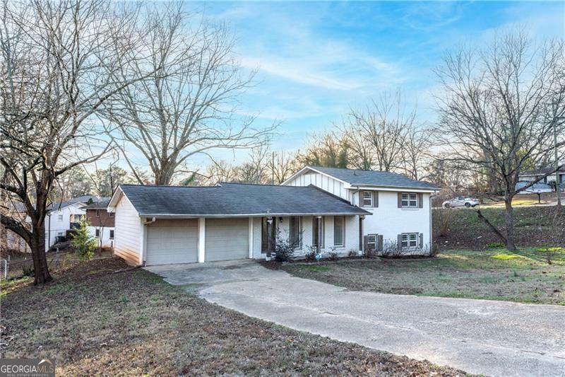 Photo 2 of 2761 Zane Grey Drive SE