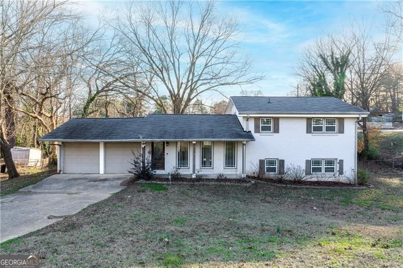 Photo 3 of 2761 Zane Grey Drive SE