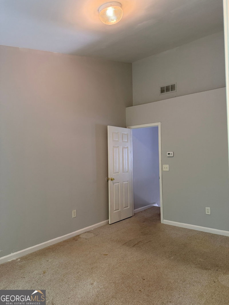 Photo 15 of 893 Redwood Drive