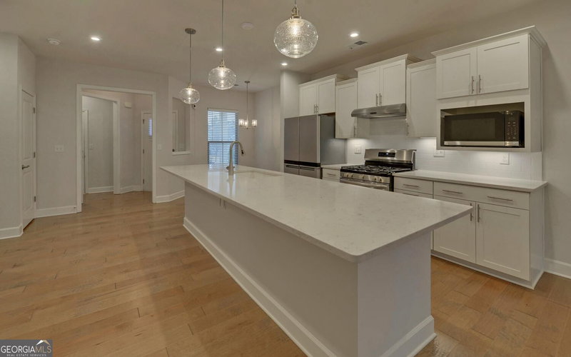 Photo 13 of 5989 Rollingwood Way